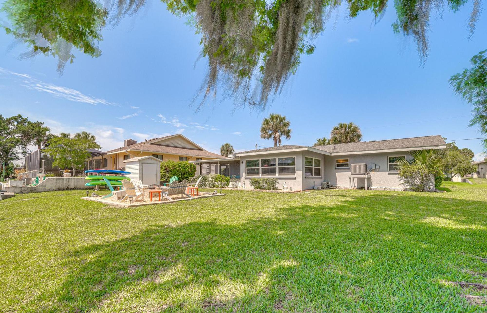 Crystal River Getaway With Dock, Kayaks And Bicycles! Eksteriør billede