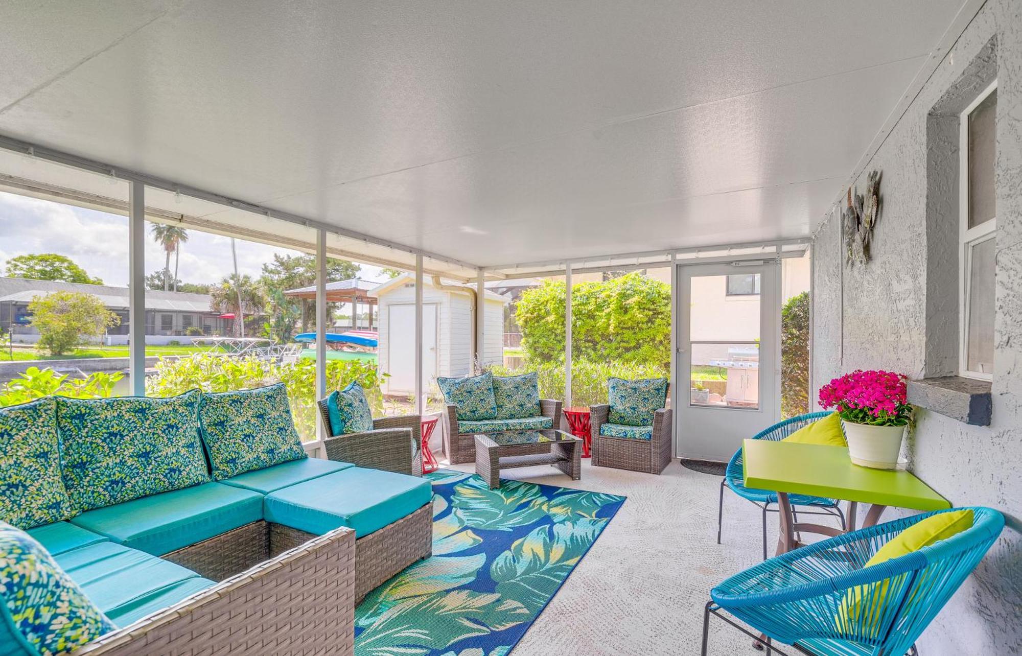 Crystal River Getaway With Dock, Kayaks And Bicycles! Eksteriør billede
